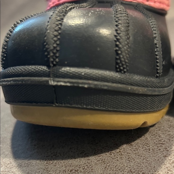 Cat & Jack Pink and Black Winter Boots with Faux Fur Lining - Picture 12 of 13